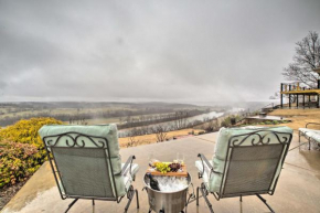 Riverfront Arkansas Retreat Near Fishing and Hiking!